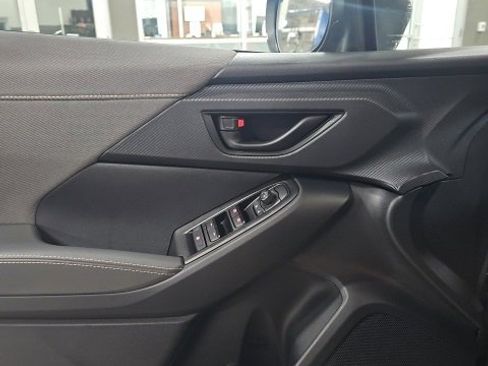 Certified 2025 Subaru Crosstrek 2.5i Sport w/ Crosstrek Mirror Package image 11