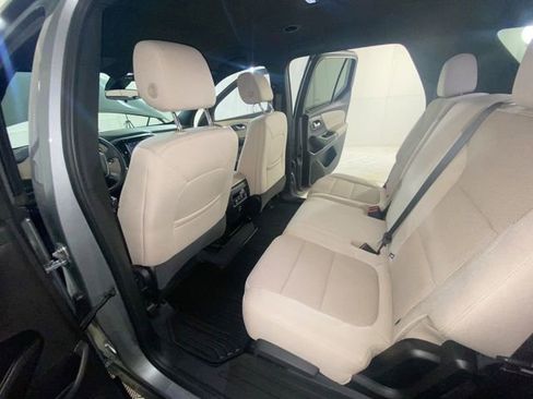 Certified 2023 Chevrolet Traverse LS FWD image 29