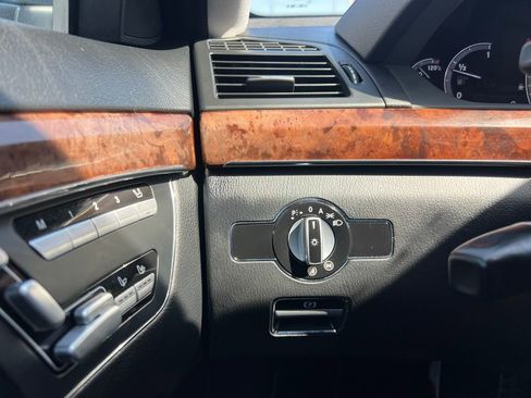 Used 2010 Mercedes-Benz S 550 image 44