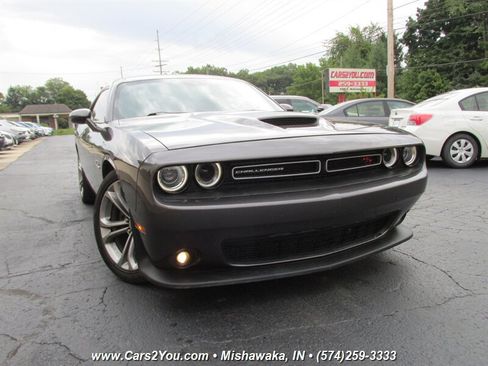 Used 2020 Dodge Challenger R/T image 8