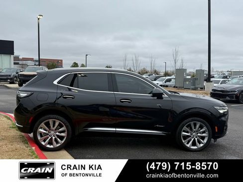 Used 2022 Buick Envision Avenir w/ Technology Package II image 9