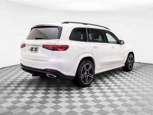 Certified 2025 Mercedes-Benz GLS 450 4MATIC image 5