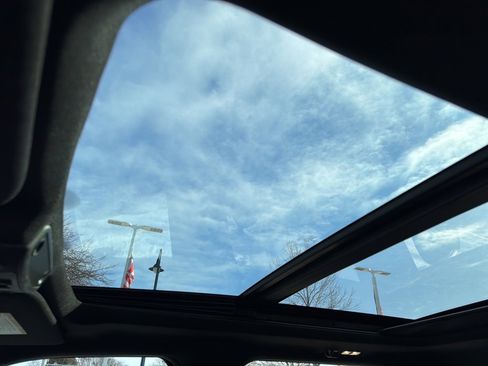 Used 2022 Ford F250 Lariat w/ Lariat Ultimate Package image 17