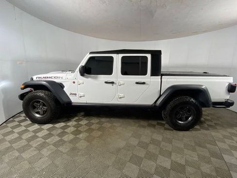 Used 2020 Jeep Gladiator Rubicon image 3