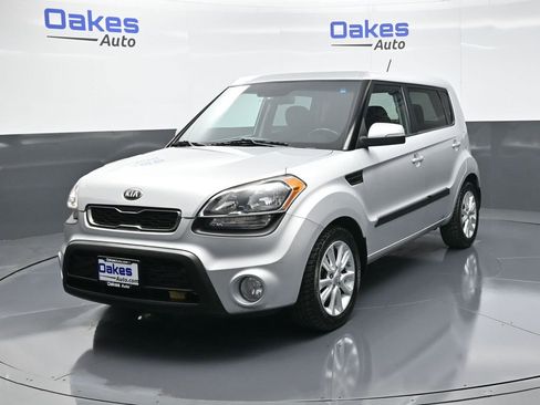 Used 2013 Kia Soul + image 4