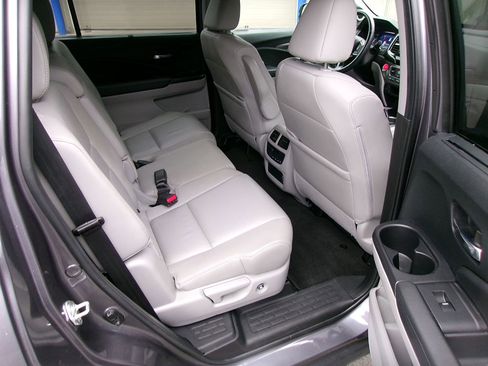 Used 2022 Honda Pilot EX-L image 11