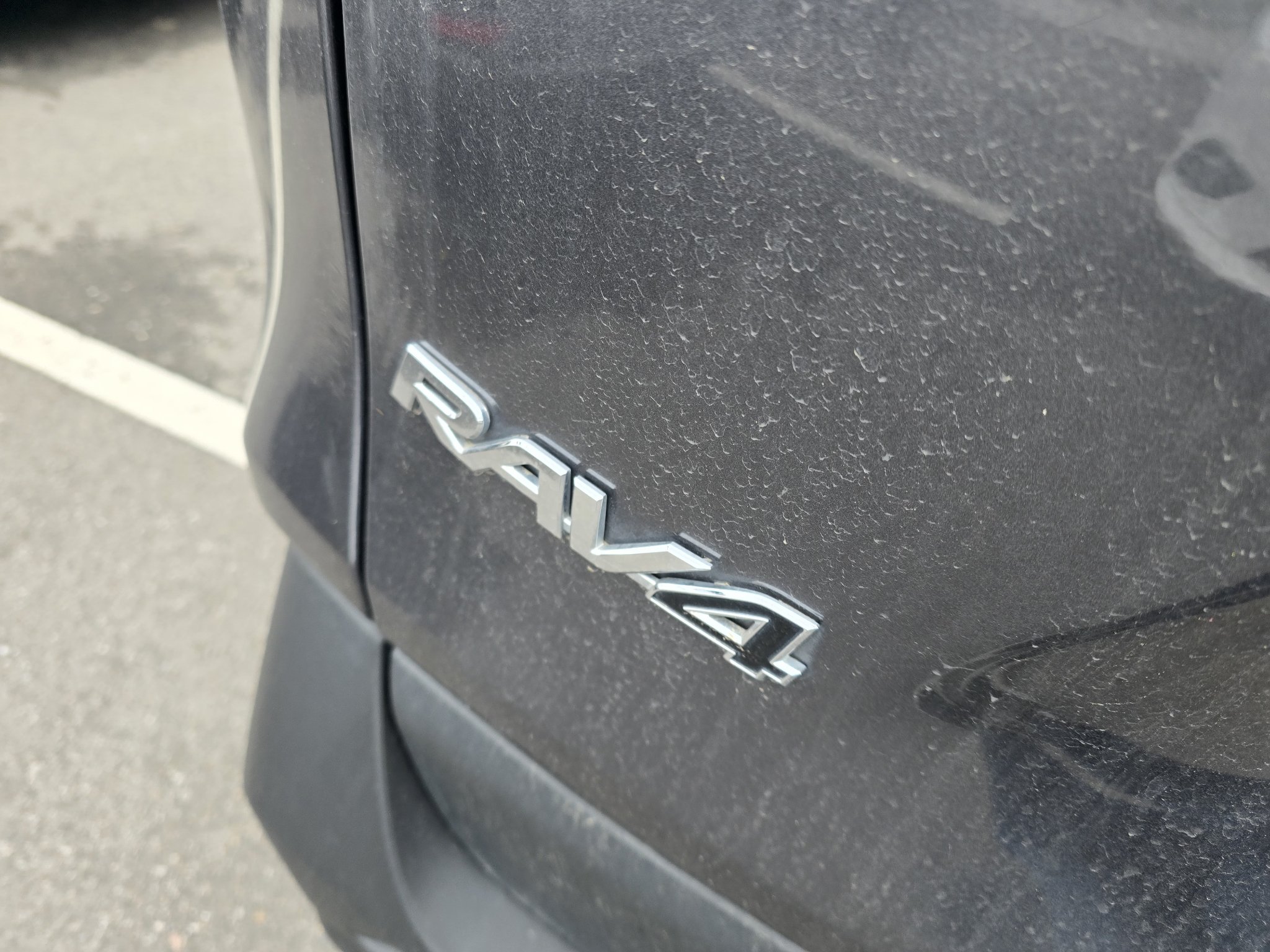 Used 2024 Toyota RAV4 LE AWD/4WD image 11