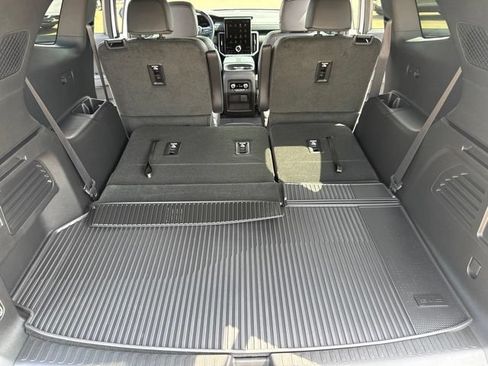 New 2026 GMC Acadia AT4 w/ Super Cruise Package AWD/4WD image 51