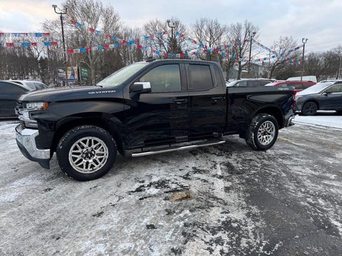 Used 2020 Chevrolet Silverado 1500 LT w/ Trailering Package AWD/4WD image 6