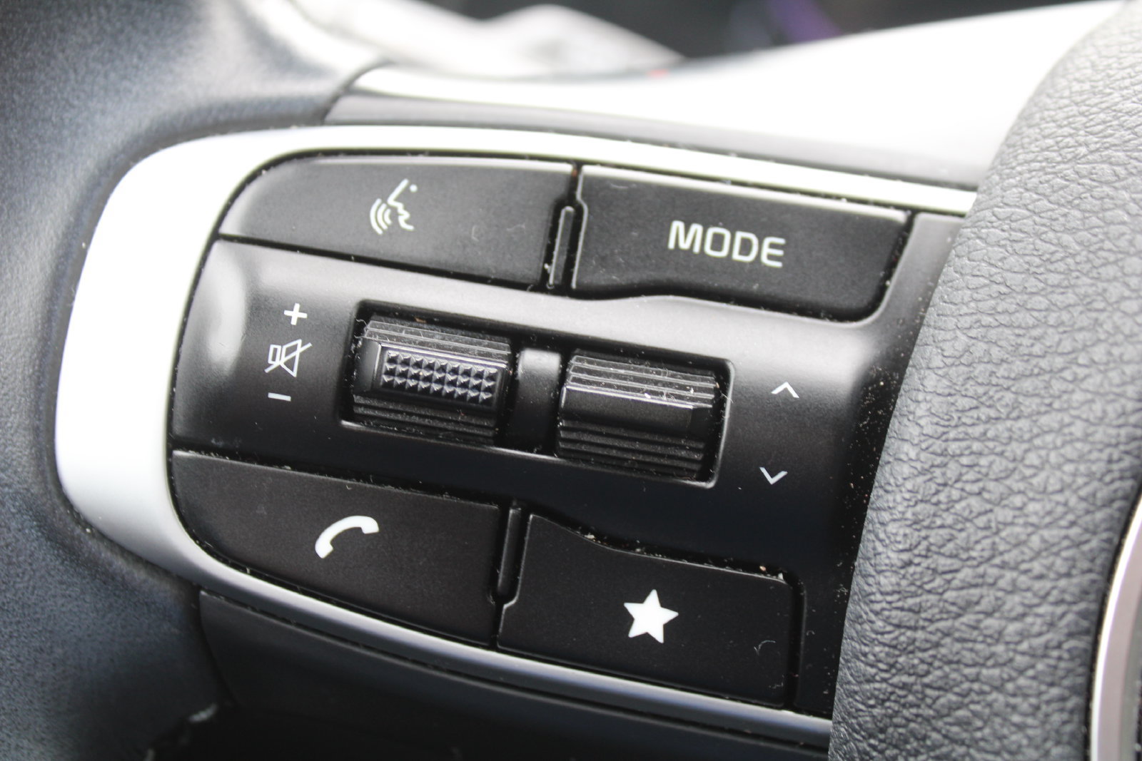 Certified 2023 Kia Sportage EX FWD image 26