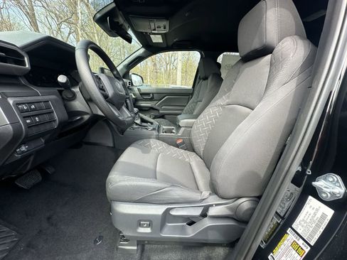 New 2026 Toyota Tacoma SR5 AWD/4WD image 33