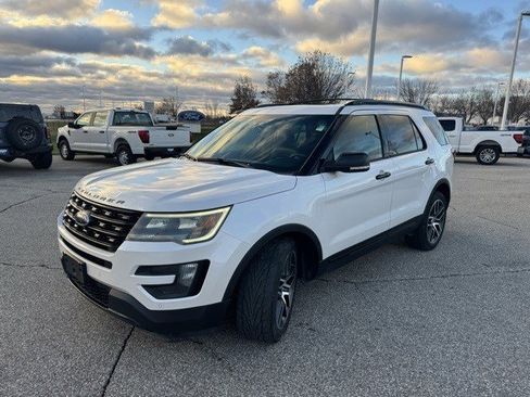 Used 2016 Ford Explorer Sport image 3