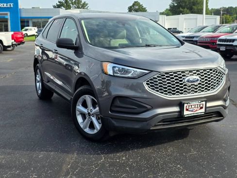 Used 2024 Ford Edge SE w/ Cargo Accessory Package AWD/4WD image 2