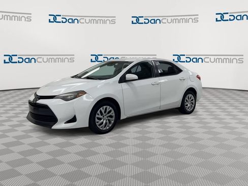 Used 2019 Toyota Corolla LE FWD image 4