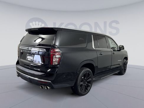 Used 2021 Chevrolet Suburban Premier w/ Premium Package image 7