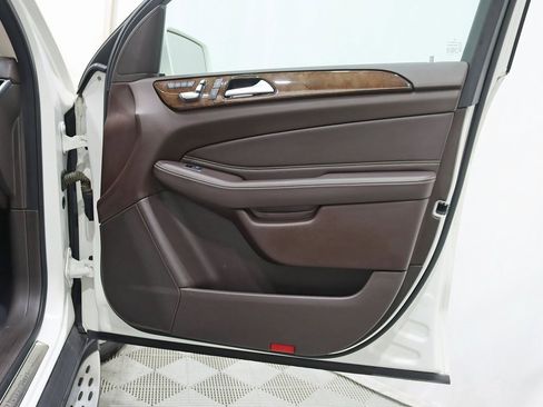 Used 2019 Mercedes-Benz GLS 450 4MATIC image 31