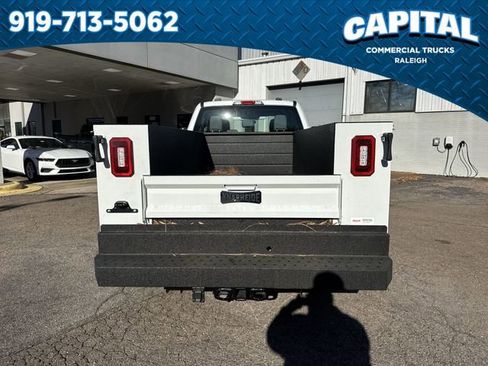 New 2026 Ford F250 XL w/ XL Chrome Package image 7