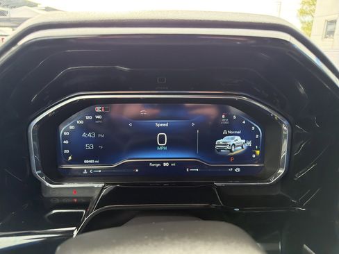 Used 2024 Chevrolet Silverado 1500 LTZ AWD/4WD image 20