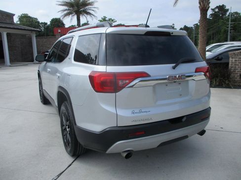 Used 2017 GMC Acadia SLT FWD image 20