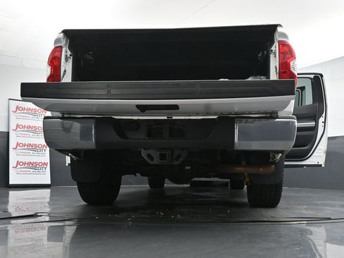 Used 2020 Toyota Tundra SR5 w/ TRD Off-Road Package image 29