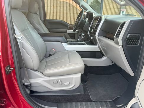 Used 2018 Ford F150 Lariat w/ Equipment Group 502A Luxury AWD/4WD image 30