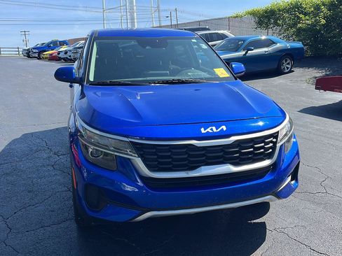 Used 2022 Kia Seltos LX AWD/4WD image 8