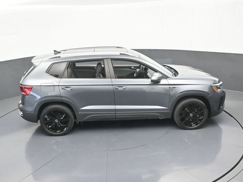 Used 2022 Volkswagen Taos SEL w/ Panoramic Sunroof Package image 53