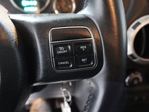 Used 2014 Jeep Wrangler Unlimited Rubicon w/ Connectivity Group image 33