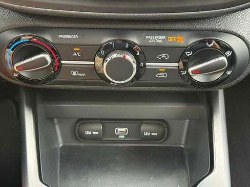 Used 2021 Kia Soul S FWD image 10