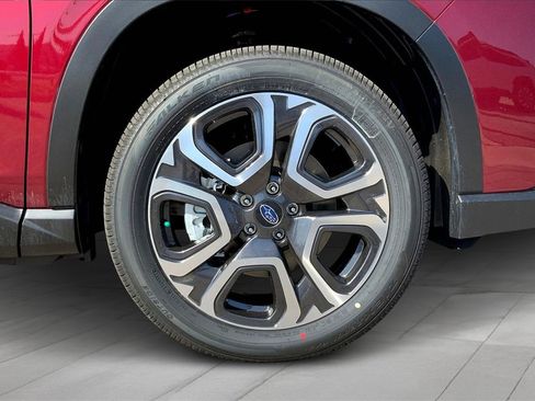 New 2025 Subaru Ascent Limited image 12