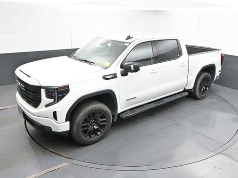 Used 2023 GMC Sierra 1500 Elevation w/ Preferred Package AWD/4WD image 42