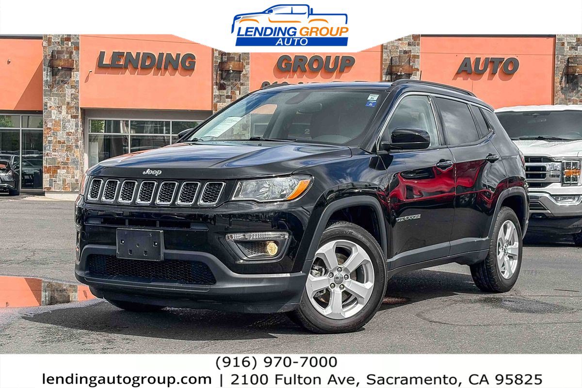 Used 2018 Jeep Compass Latitude w/ Popular Equipment Group FWD image 1
