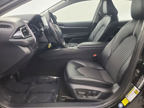 Used 2023 Toyota Camry SE image 26