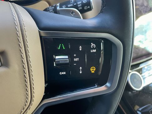 Used 2023 Land Rover Range Rover Sport SE image 22