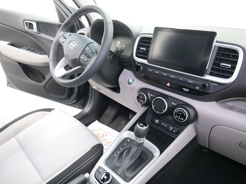 New 2026 Hyundai Venue SEL image 25