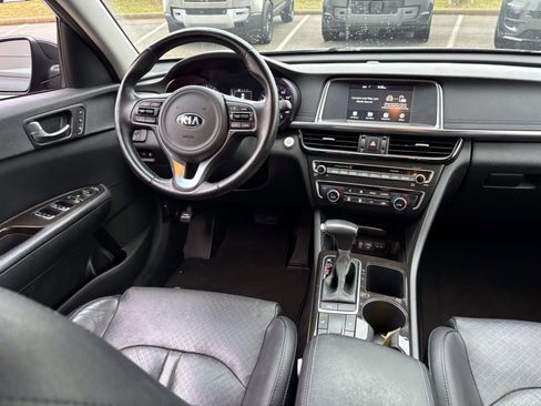 Used 2018 Kia Optima EX image 31