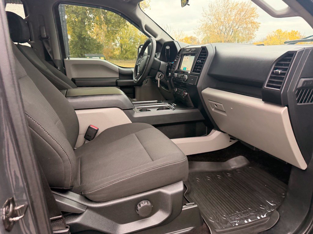 Used 2017 Ford F150 XL w/ Equipment Group 101A Mid AWD/4WD image 31