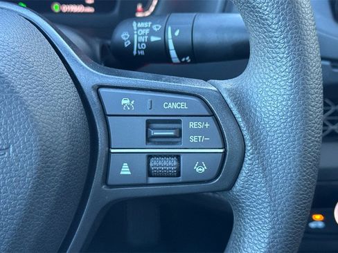 Certified 2023 Honda Accord EX image 28