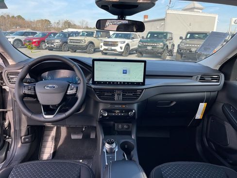 New 2026 Ford Escape Active w/ Active Premium Tech Pack AWD/4WD image 6