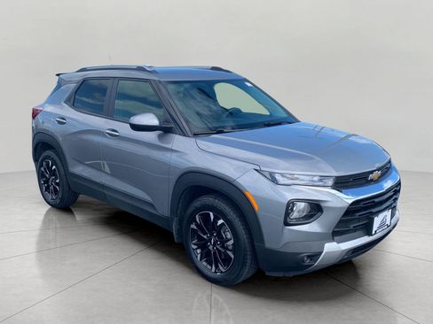 Used 2023 Chevrolet TrailBlazer LT FWD image 1