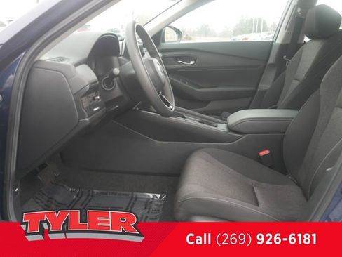 Used 2024 Honda Accord EX image 33