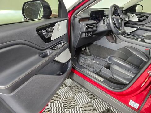 Used 2025 Lincoln Aviator Reserve w/ Equipment Group 201A image 22