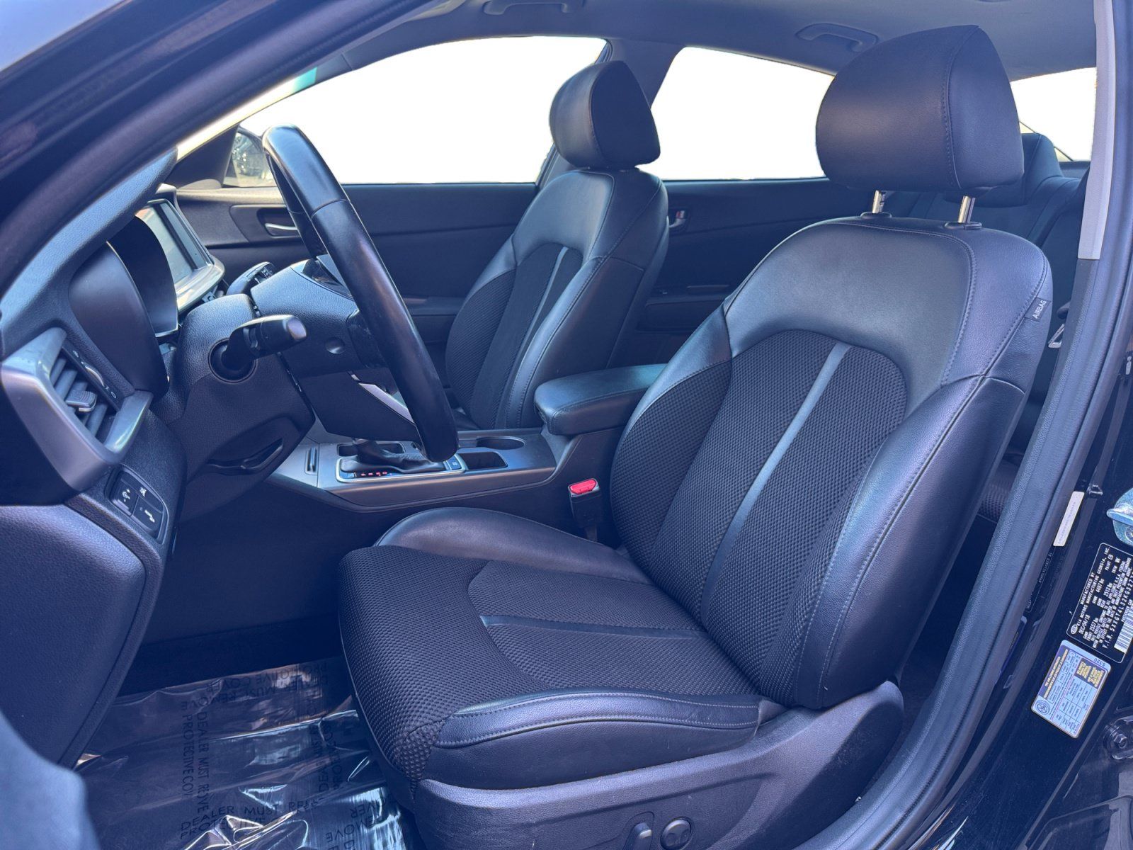 Used 2019 Kia Optima S FWD image 9