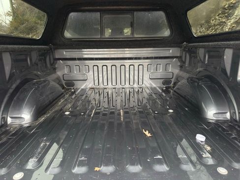 Used 2022 Ford F150 XLT w/ Equipment Group 302A High image 10