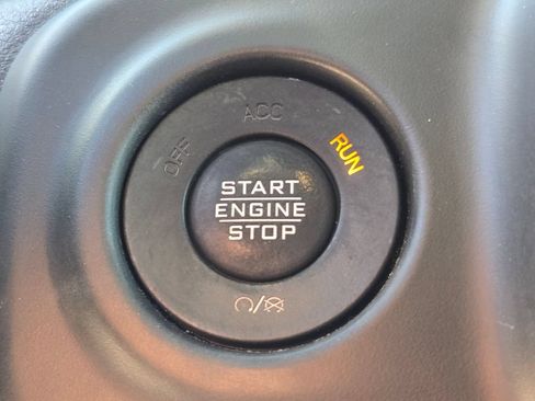 Used 2020 Jeep Wrangler Unlimited Sport AWD/4WD image 21
