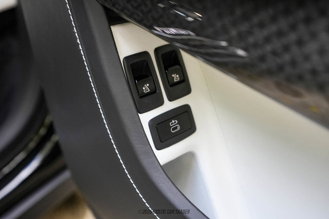 Used 2021 Rolls-Royce Cullinan Black Badge AWD/4WD image 56