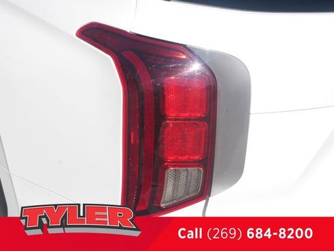 Used 2025 Hyundai Palisade SEL image 13