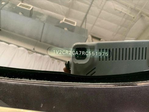 Used 2024 Volkswagen Atlas Peak Edition SE image 33