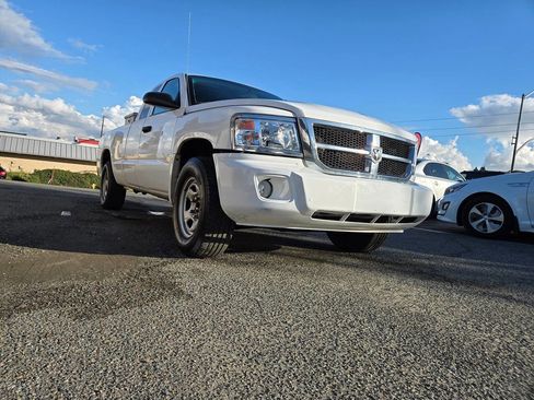 Used 2010 Dodge Dakota ST w/ Extra Security Group image 8