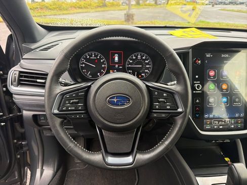 Certified 2025 Subaru Forester Limited image 32